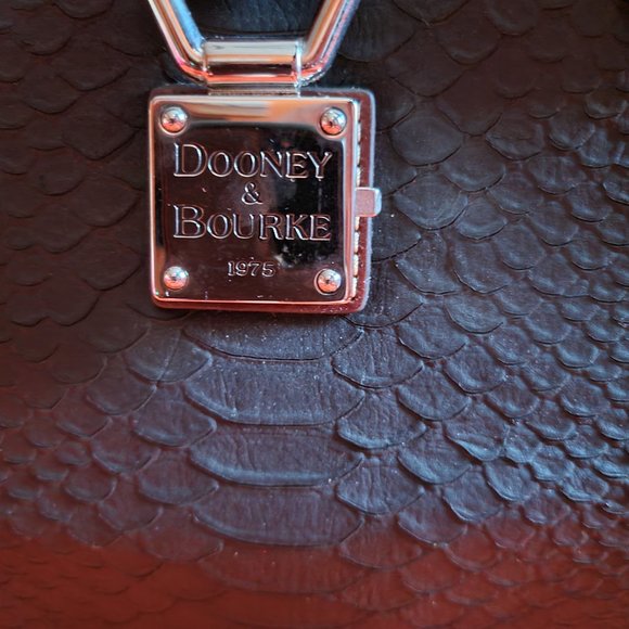 Dooney& Bourke Shannon Tote Bag RETAIL $298.00 - Picture 8 of 10